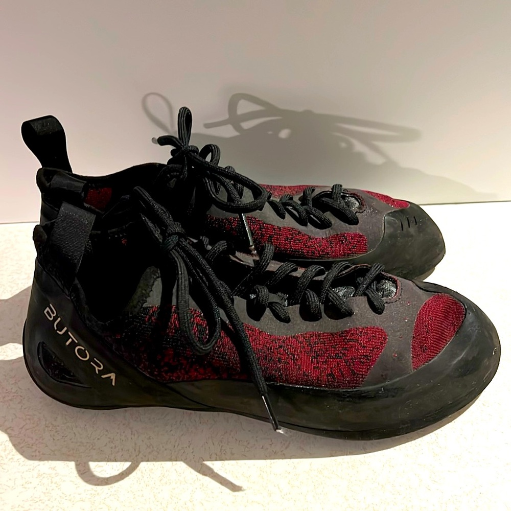Butora climbing shoes US11 EUR 44.5